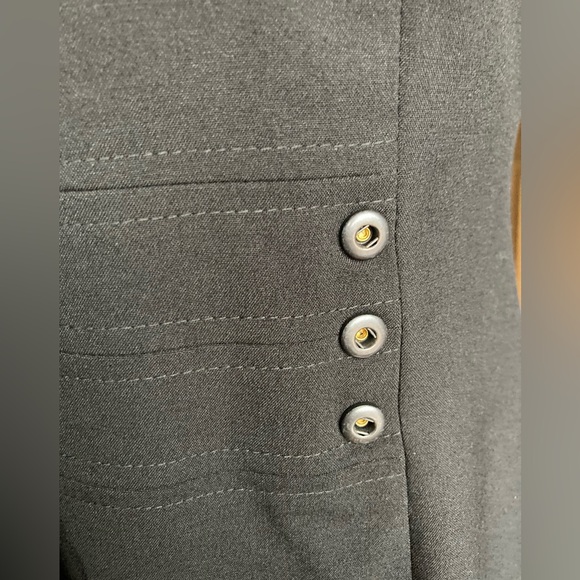 Calvin Klein LBD with mandarin collar and snap closure, size 4 - Picture 3 of 13